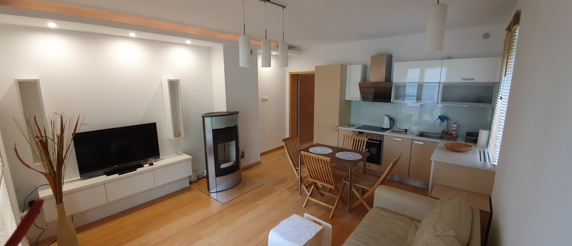 38f9b9e829cb917da964a78bd1d315ec_2bc8e0ab54d416895ff774fe446b79d9_1166x502