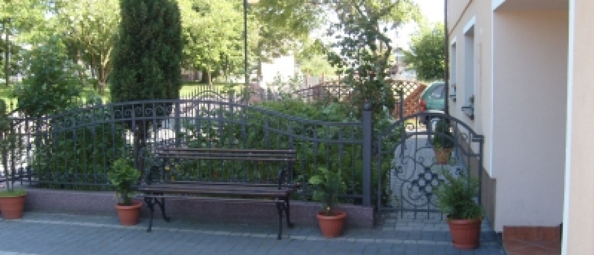 5457c506e5f81b5ce396e45490b40ede_84c4ae0f2789e6b6c203539462818b41_1166x502