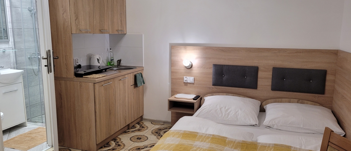 Cf8f1af9b501b4848880ec8f1d9e53d9_d14217971cdaa7f22f46de80f675c19c_1166x502